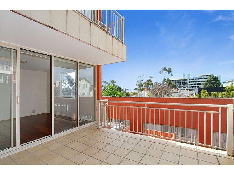 213/77 Village Way, Maribyrnong VIC 3032