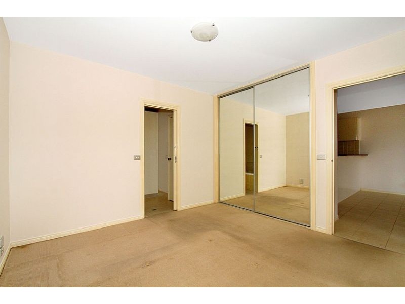 213/77 Village Way, Maribyrnong VIC 3032