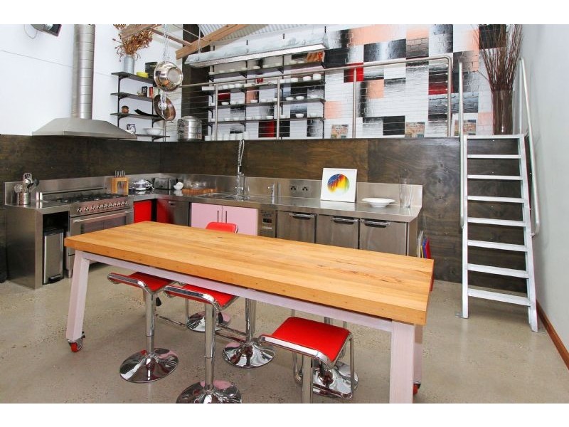 2 Lux Way, Brunswick VIC 3056