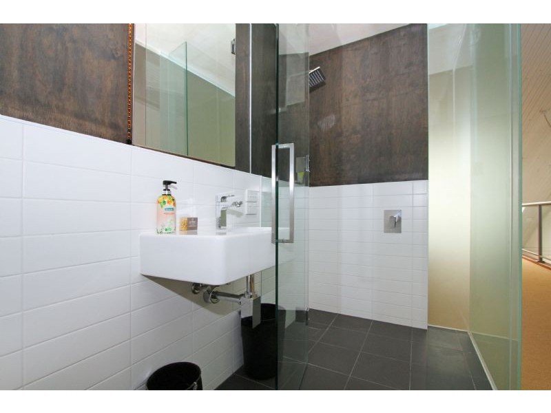 2 Lux Way, Brunswick VIC 3056