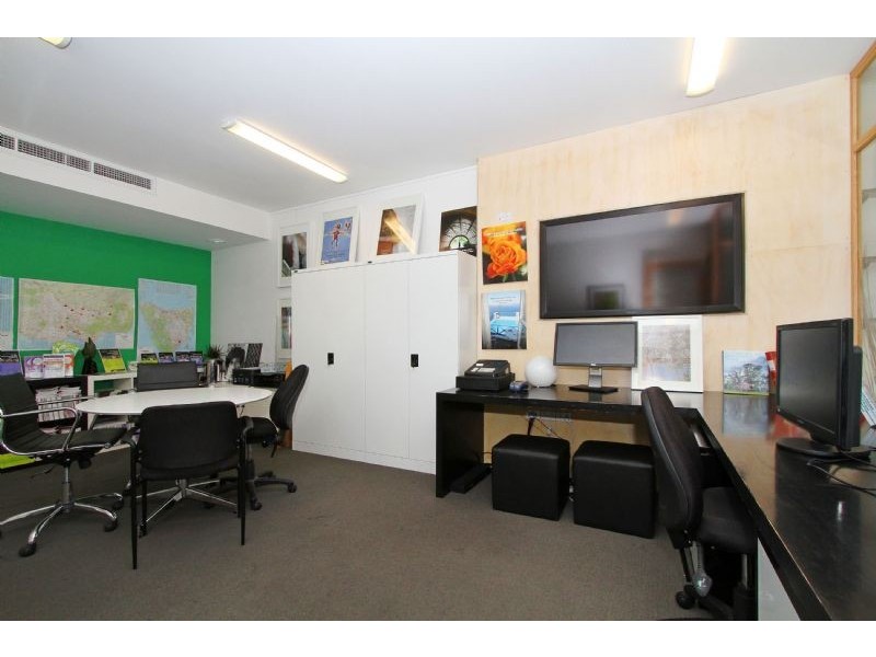 2 Lux Way, Brunswick VIC 3056