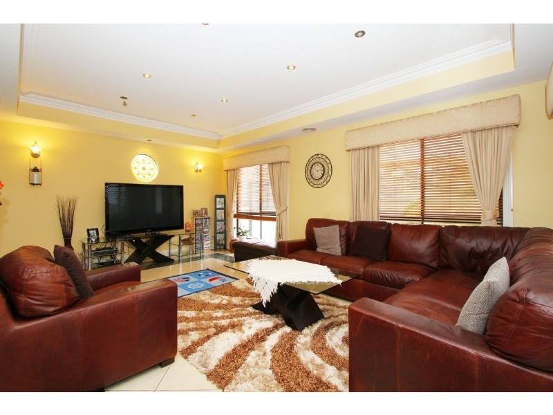 3 Douglas Mawson Drive, Roxburgh Park VIC 3064