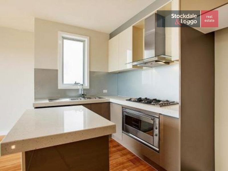 2/19 Bulla Road, Essendon VIC 3040