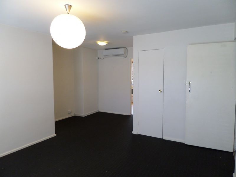 3/6 Farnham Court, Flemington VIC 3031