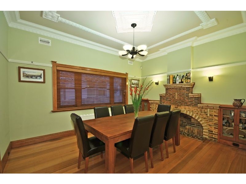 28 Melville Road, Pascoe Vale South VIC 3044