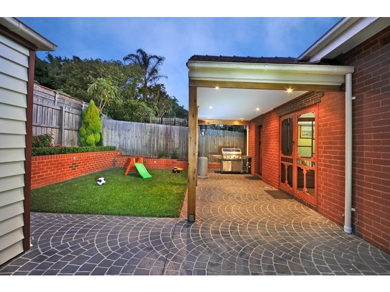 28 Melville Road, Pascoe Vale South VIC 3044