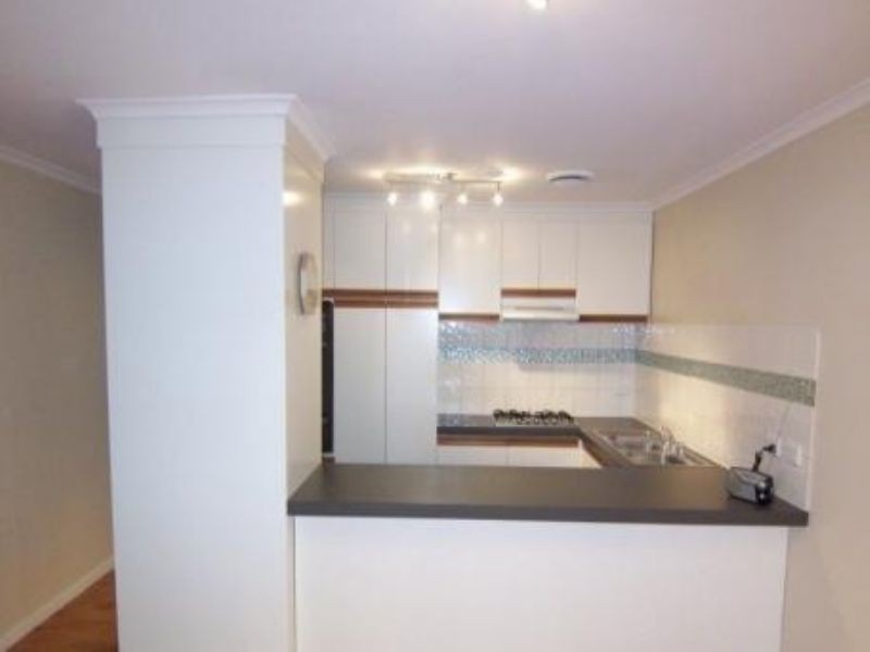 1/21 Ballater Street, Essendon VIC 3040