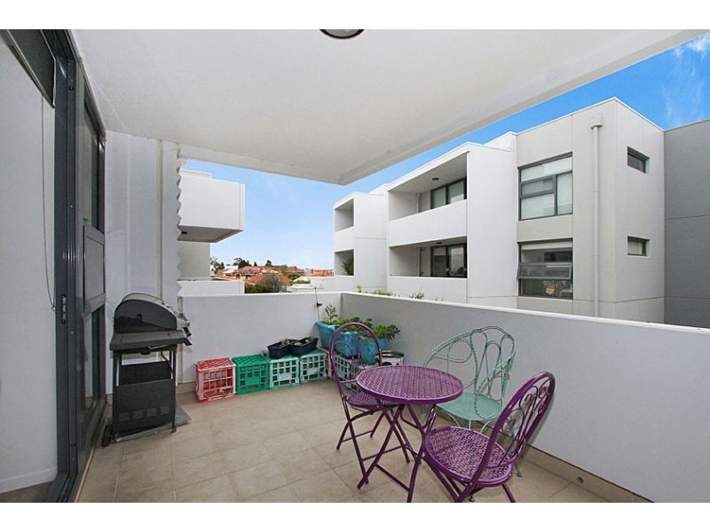 D207/460 Victoria Street, Brunswick VIC 3056