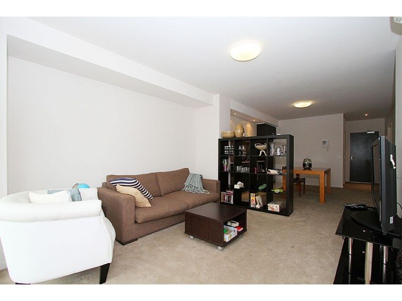 D207/460 Victoria Street, Brunswick VIC 3056