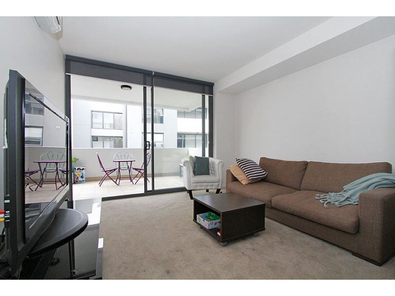 D207/460 Victoria Street, Brunswick VIC 3056