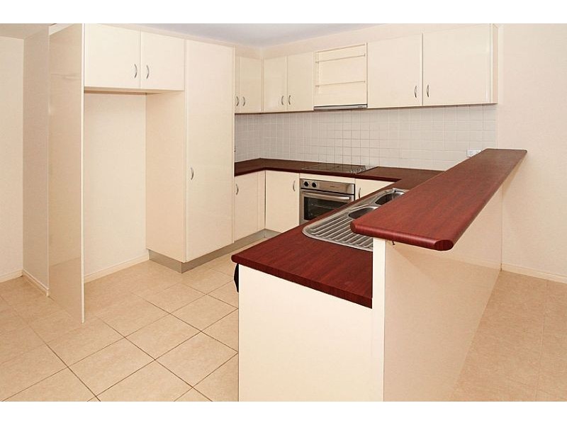 213/77 Village Way, Maribyrnong VIC 3032