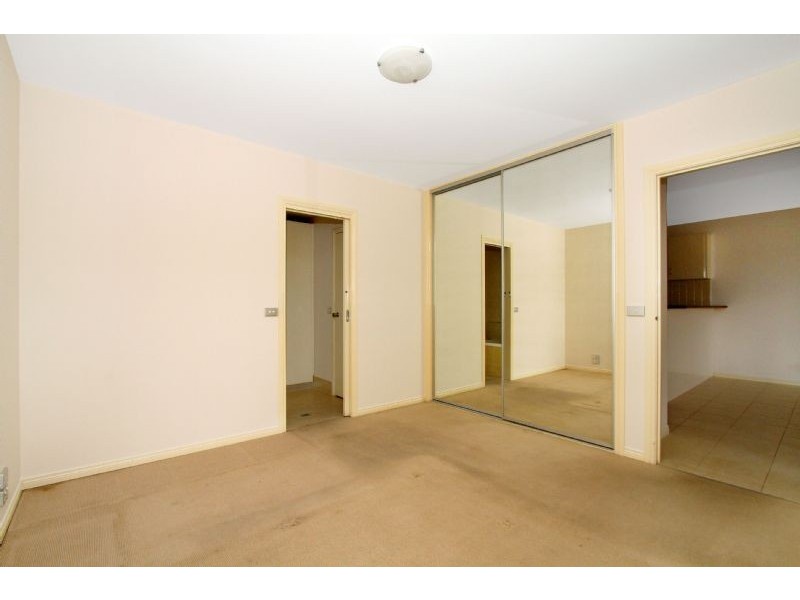 213/77 Village Way, Maribyrnong VIC 3032