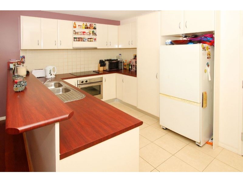 205/77 Village Way, Maribyrnong VIC 3032
