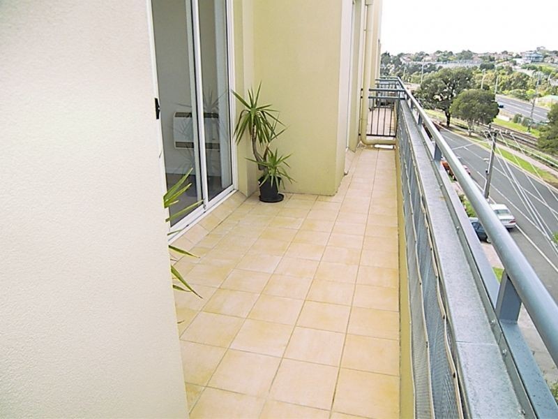 16/2 North Avenue, Strathmore VIC 3041