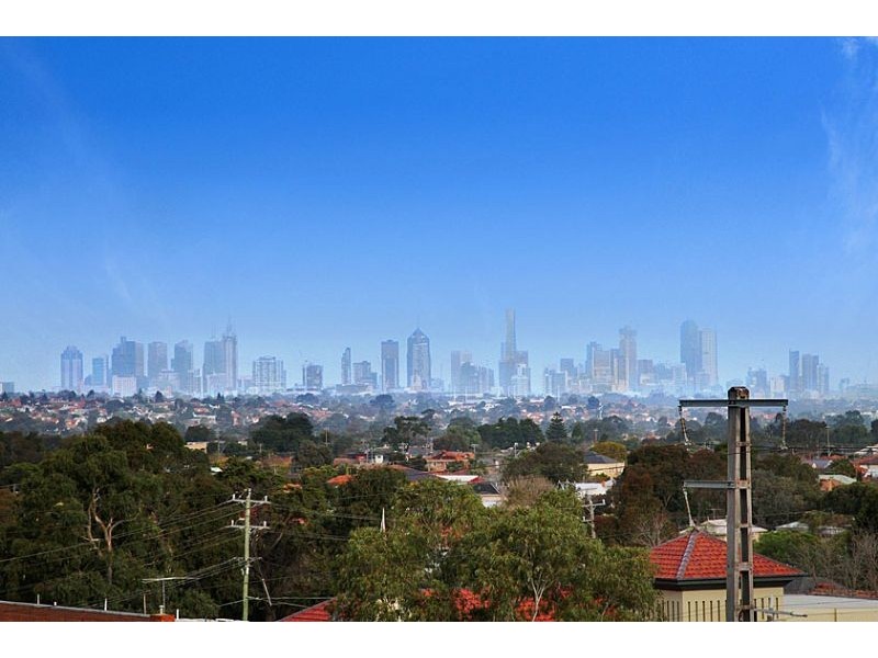 16/2 North Avenue, Strathmore VIC 3041