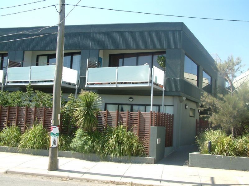 11/555 Main Street, Mordialloc VIC 3195