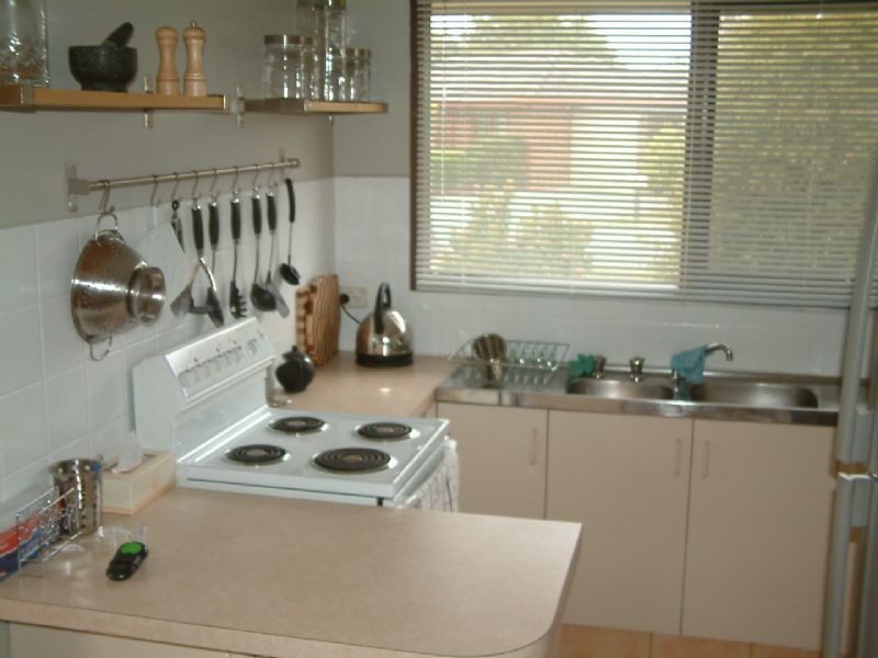 33 Pace Crescent, Chelsea VIC 3196