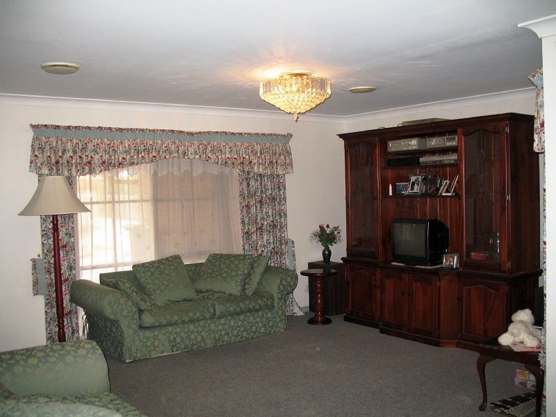 28 Nurten Parade, Aspendale Gardens VIC 3195