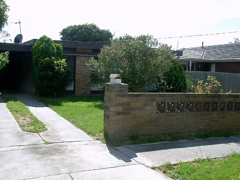 15 Randall Avenue, Edithvale VIC 3196