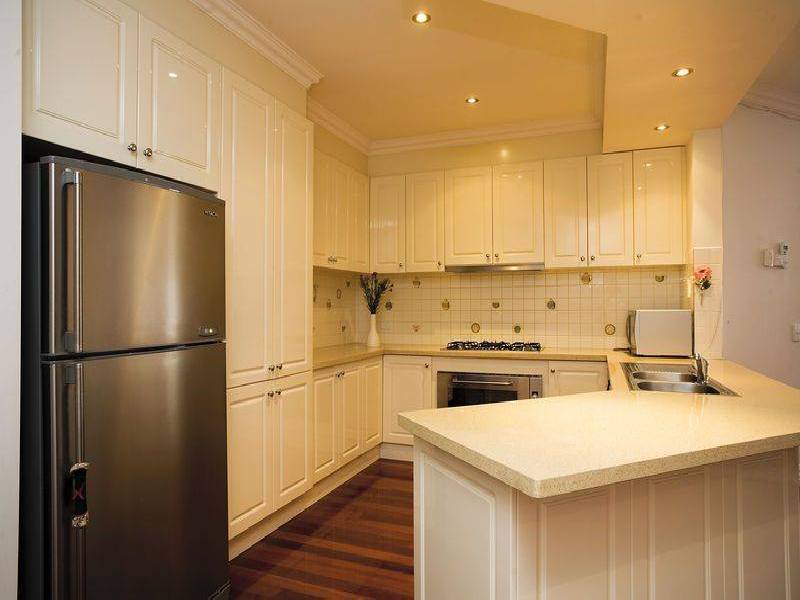 3 Epsom Place, Caroline Springs VIC 3023