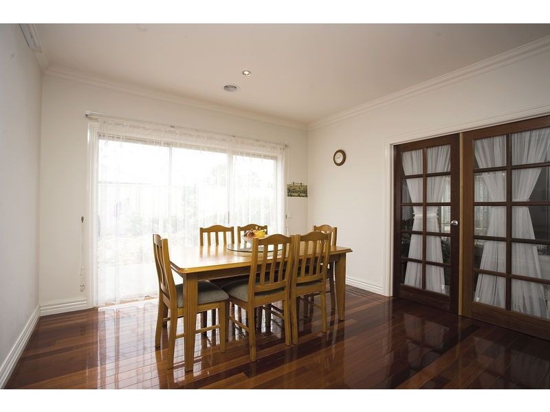 3 Epsom Place, Caroline Springs VIC 3023