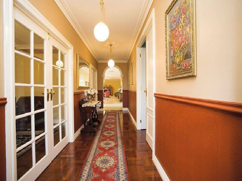 1 Barlow Close, Caroline Springs VIC 3023