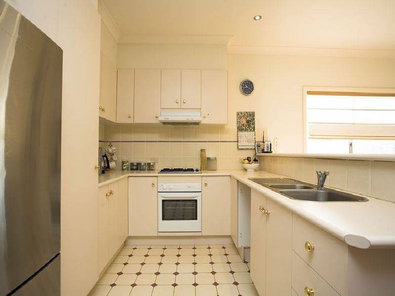 59 Northampton Crescent, Caroline Springs VIC 3023
