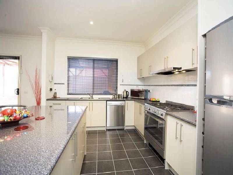 3 Dumbarrim Avenue, Cairnlea VIC 3023