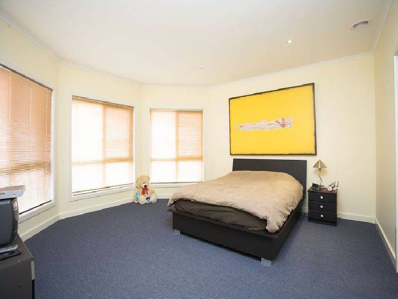 3 Dumbarrim Avenue, Cairnlea VIC 3023