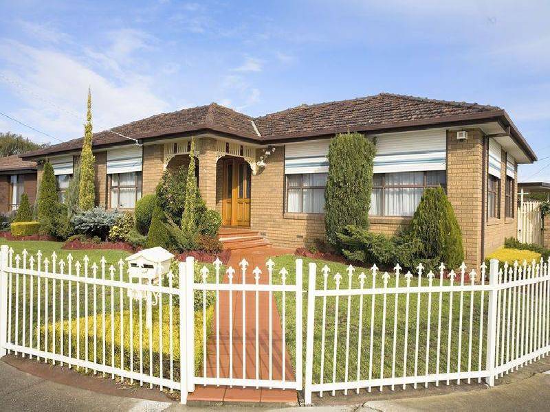 5 Livingston Street, Deer Park VIC 3023