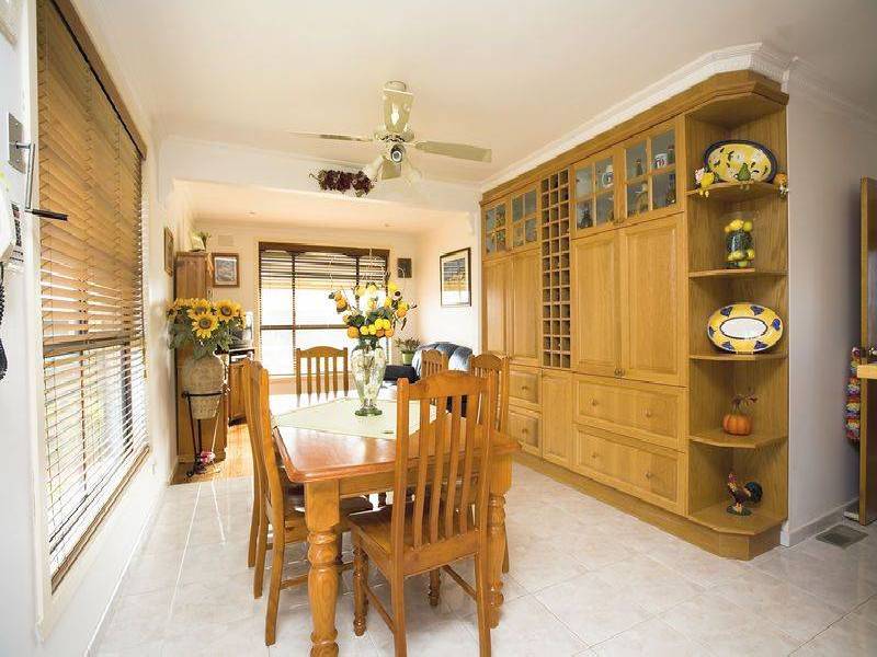 5 Livingston Street, Deer Park VIC 3023