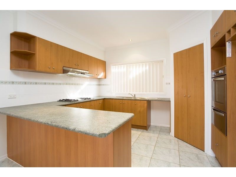 10 Solomon Drive, Cairnlea VIC 3023