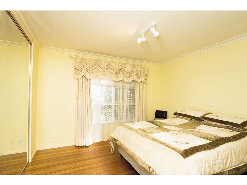 928 Ballarat Road, Deer Park VIC 3023