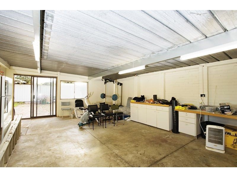 928 Ballarat Road, Deer Park VIC 3023