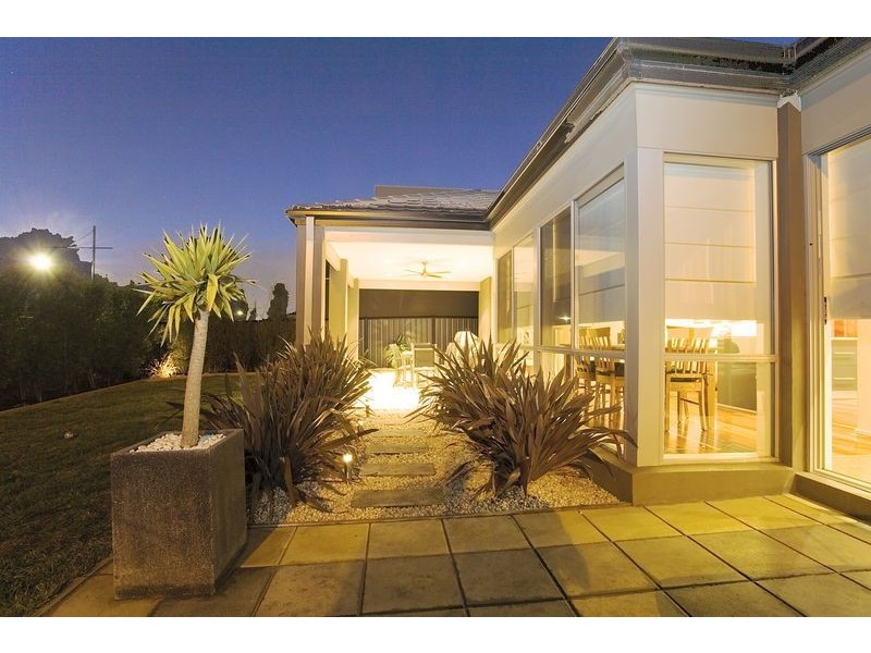 16 Kensington Circle, Derrimut VIC 3030