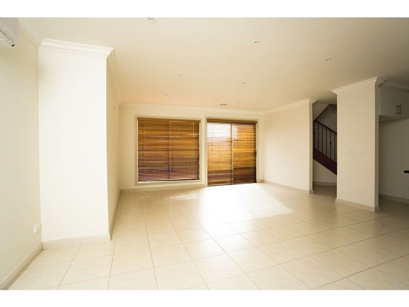 2 Jade Way, Hillside VIC 3037