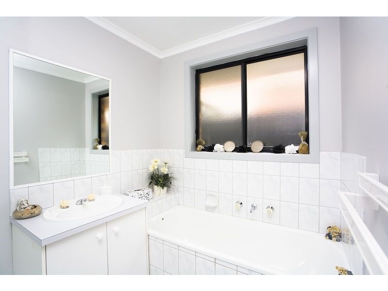 66 Lakeboga Avenue, Deer Park VIC 3023