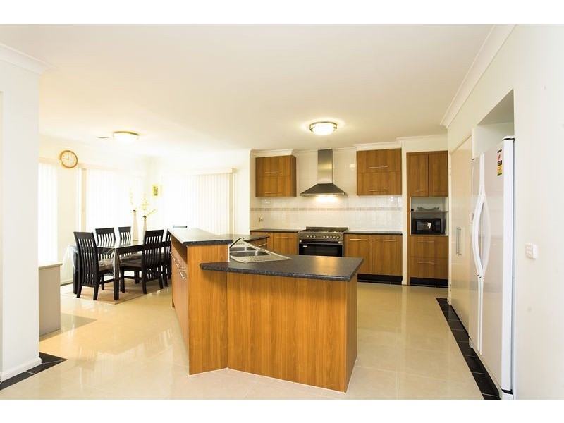 7 Eltham Glen, Derrimut VIC 3030