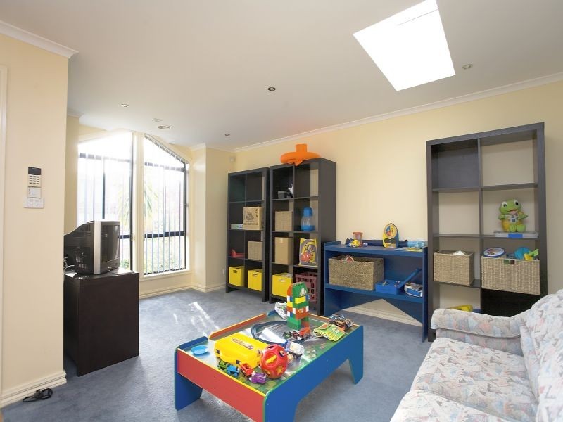 93A Delbridge Drive, Sydenham VIC 3037