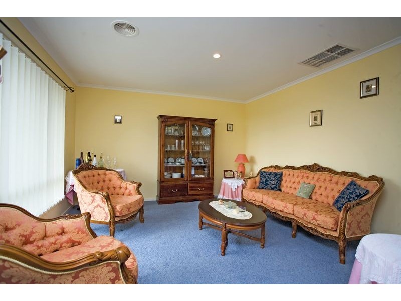 29 Fydler Avenue, Burnside VIC 3023