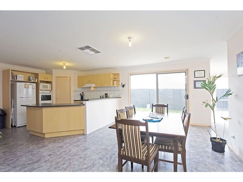 7 Billabong Court, Burnside VIC 3023