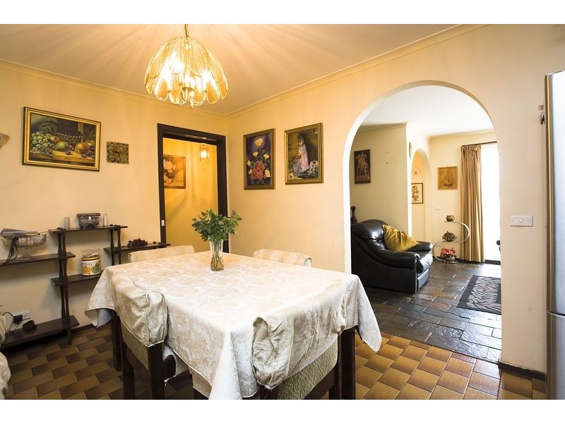 17 Opie Road, Deer Park VIC 3023