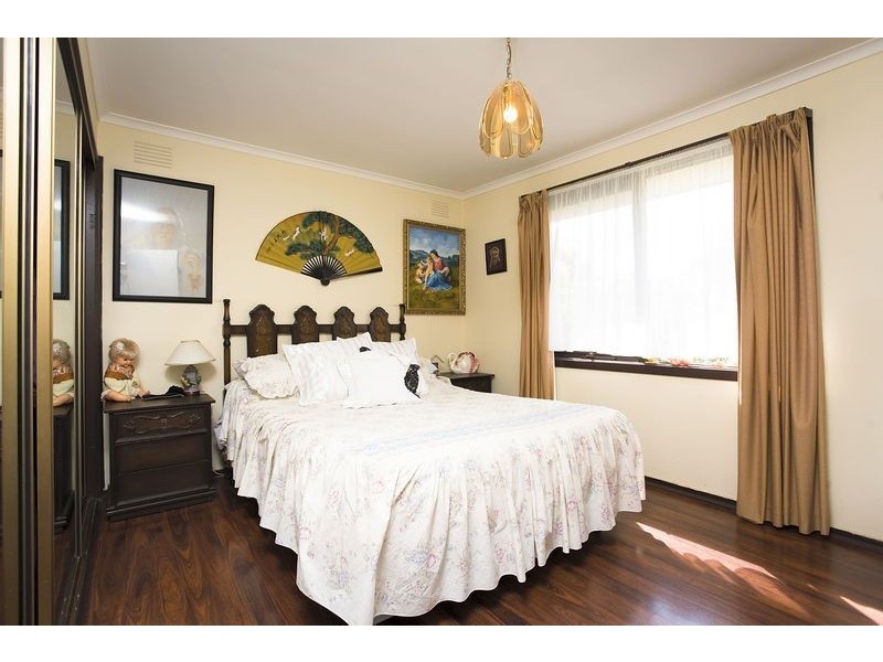 17 Opie Road, Deer Park VIC 3023