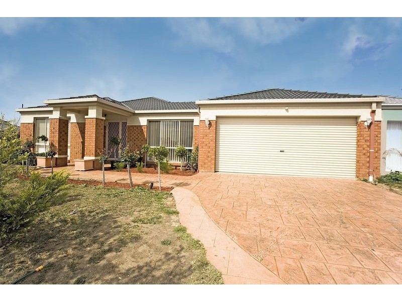 1 Saxby Court, Burnside VIC 3023