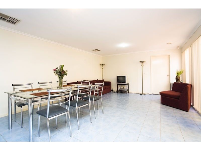 1 Saxby Court, Burnside VIC 3023