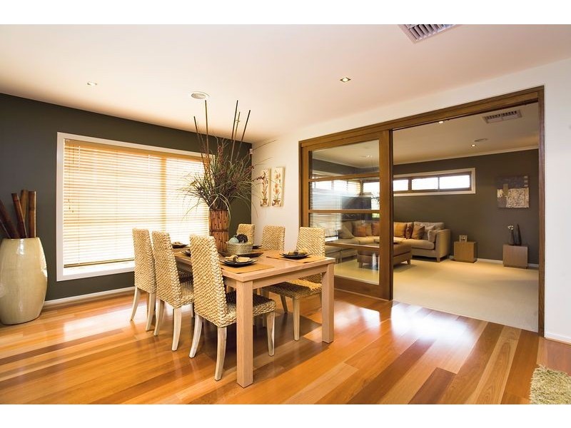 5 St.Leonards Avenue, Windsor Gardens, Derrimut VIC 3030