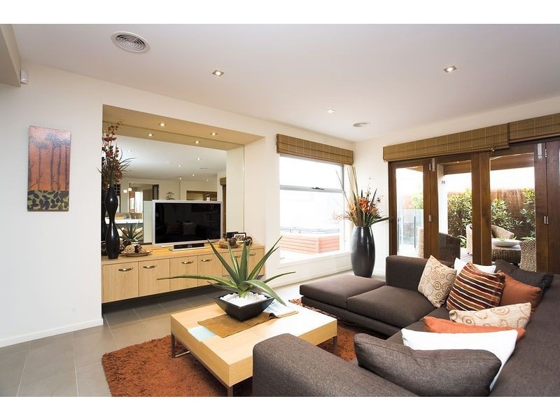 9 St.Leonards Avenue, Windsor Gardens, Derrimut VIC 3030