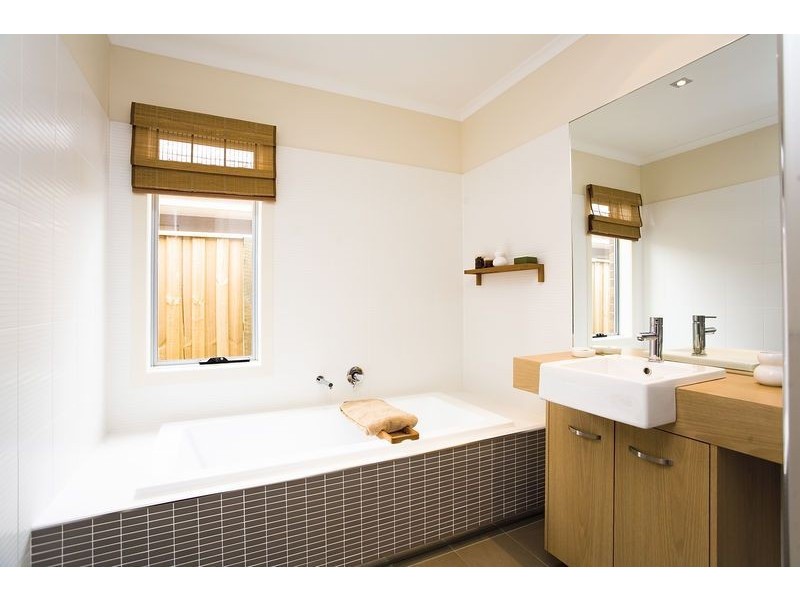 9 St.Leonards Avenue, Windsor Gardens, Derrimut VIC 3030