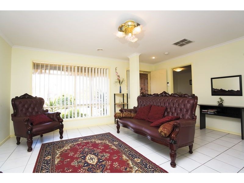 69 Fydler Avenue, Burnside VIC 3023