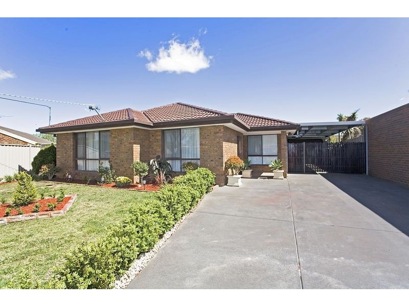 5 Antrim Court, Deer Park VIC 3023